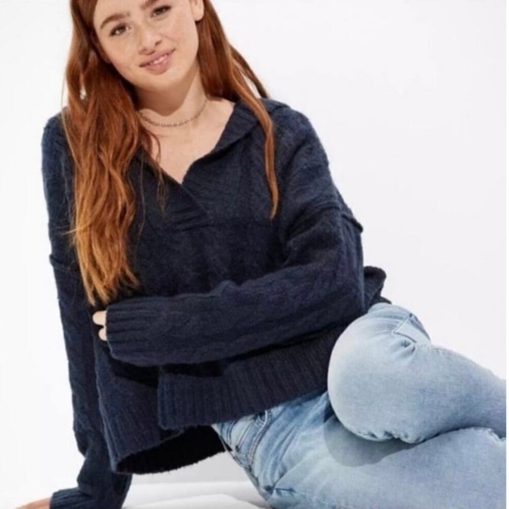 NWT American Eagle Hooded Cable Knit Sweater Navy Blue Slouchy Size Medium